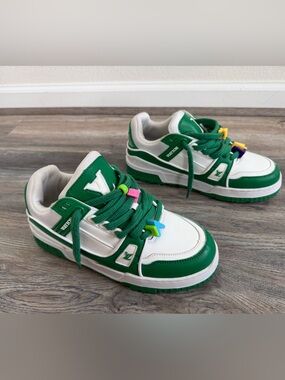 Louis Vuitton LV Maxi Trainer Green & White Sneakers with Multicolor size 9